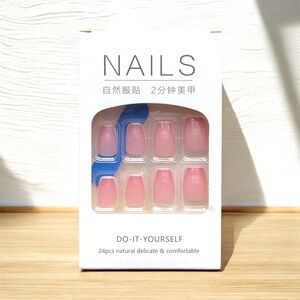 Slim French Tip Nails
